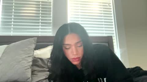 Snapshot of dynasty313 chatting on 10/09/25, 08:07 Dynasty online show from 10/09/25, 08:07