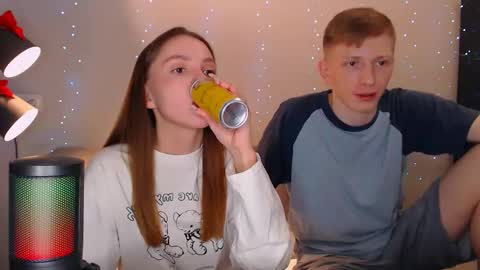 Snapshot of dyrinda chatting on 12/28/24, 09:08 Julia and Dima online show from 12/28/24, 09:08