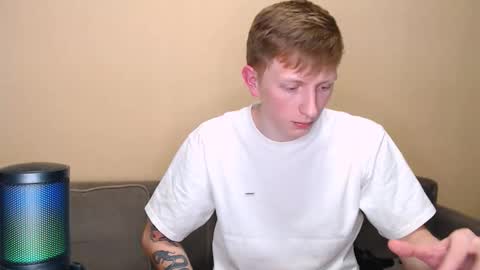 Snapshot of dyrinda chatting on 02/08/26, 10:35 Julia and Dima online show from 02/08/26, 10:35