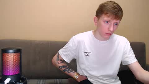 Snapshot of dyrinda chatting on 02/19/26, 11:56 Julia and Dima online show from 02/19/26, 11:56