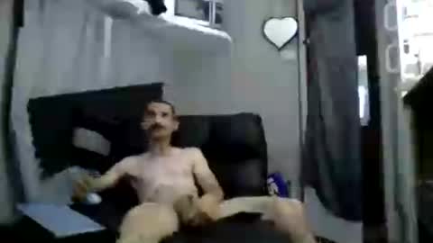 Snapshot of dzznutzz9 chatting on 07/15/26, 04:18 dzznutzz9 online show from 07/15/26, 04:18