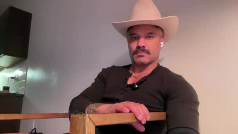 Snapshot of e13ven11 chatting on 01/19/26, 05:11 Formally known as Virus of Life online show from 01/19/26, 05:11