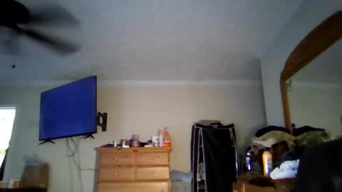 eagle4u online show from 12/01/25, 04:34