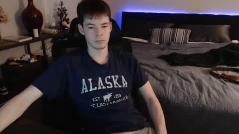 Snapshot of ealexk chatting on 03/30/26, 01:17 Alex online show from 03/30/26, 01:17