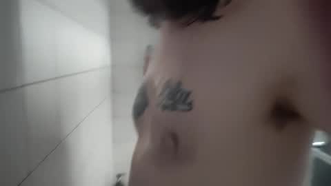 Snapshot of eandj8786 chatting on 02/01/25, 03:08 Kryztal Klear Jaxx online show from 02/01/25, 03:08