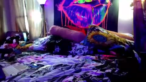 Snapshot of eandj8786 chatting on 02/17/25, 06:37 Kryztal Klear Jaxx online show from 02/17/25, 06:37