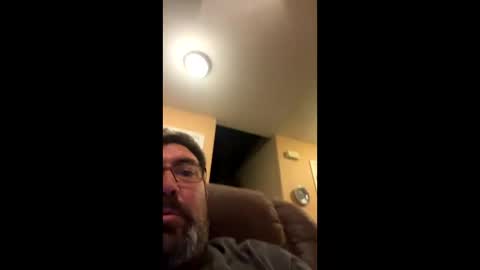 earl3232 online show from 11/26/25, 09:43