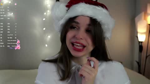 Snapshot of earlenebigge chatting on 12/24/24, 01:16 Kriss online show from 12/24/24, 01:16