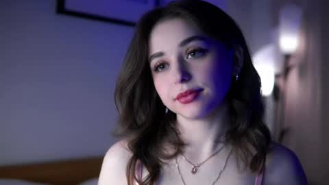 Snapshot of earlenebigge chatting on 03/08/25, 01:17 Kriss online show from 03/08/25, 01:17