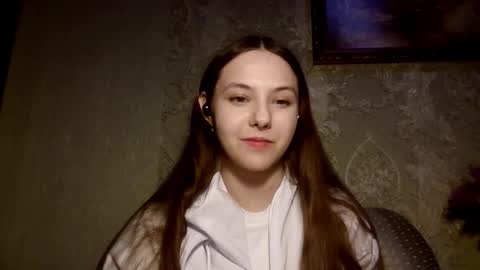 Yuni online show from 03/19/26, 03:16