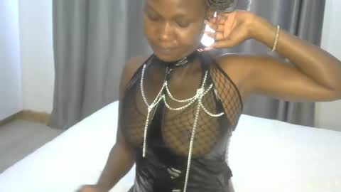 east_queen online show from 01/03/25, 09:36