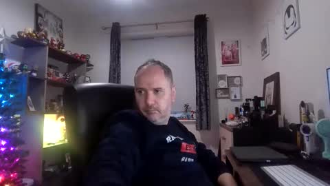 Snapshot of eastmidssoul chatting on 12/18/25, 08:20 eastmidssoul online show from 12/18/25, 08:20