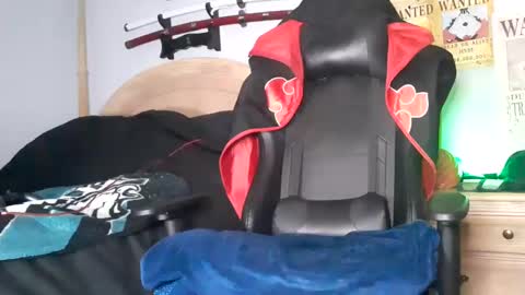 TWITTER   INSTAGRAM    easybreezy20   ONLINE 1230 AM TO 7AM online show from 02/17/25, 06:09