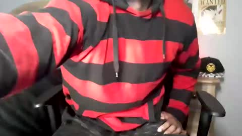 TWITTER   INSTAGRAM    easybreezy20   ONLINE 1230 AM TO 7AM online show from 11/03/25, 05:52