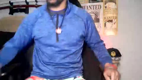 Snapshot of easybreezy20 chatting on 03/26/26, 07:36 TWITTER INSTAGRAM easybreezy20 ONLINE 1230 AM TO 7AM online show from 03/26/26, 07:36