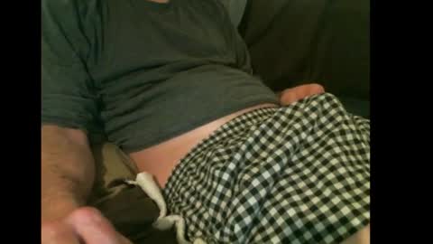 Snapshot of easysleaze chatting on 12/14/24, 02:45 Easy online show from 12/14/24, 02:45