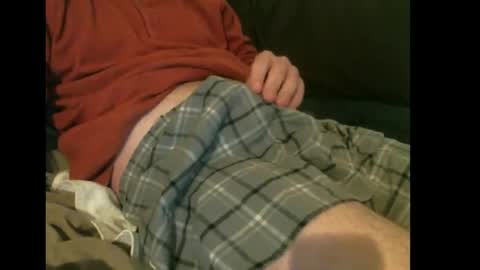 Snapshot of easysleaze chatting on 12/28/24, 12:56 Easy online show from 12/28/24, 12:56