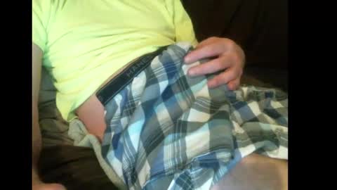 Snapshot of easysleaze chatting on 09/10/25, 12:10 Easy online show from 09/10/25, 12:10