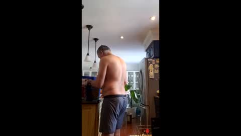 Snapshot of eat_a_lot_of chatting on 02/08/26, 08:01 eat_a_lot_of online show from 02/08/26, 08:01