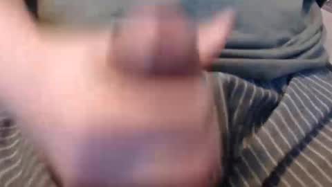 Snapshot of eat_a_peach2 chatting on 02/19/25, 10:31 eat_a_peach2 online show from 02/19/25, 10:31