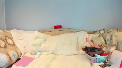 Snapshot of eatmygingersnapps chatting on 03/11/26, 04:02 Allison online show from 03/11/26, 04:02