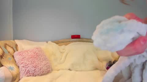 Snapshot of eatmygingersnapps chatting on 03/18/26, 03:15 Allison online show from 03/18/26, 03:15