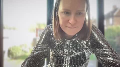 Snapshot of eatmypie69 chatting on 02/05/25, 10:19 Nadia Ferreira  online show from 02/05/25, 10:19