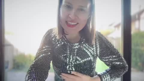 Snapshot of eatmypie69 chatting on 02/05/25, 01:22 Nadia Ferreira  online show from 02/05/25, 01:22