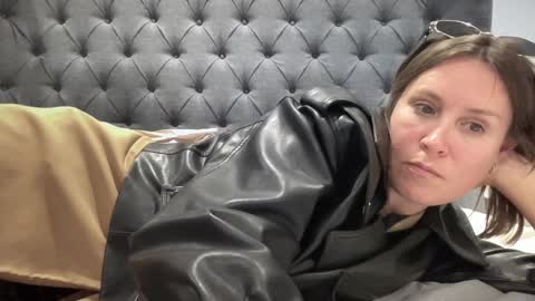 Snapshot of eatmypie69 chatting on 10/12/25, 07:13 Nadia Ferreira  online show from 10/12/25, 07:13