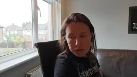Nadia Ferreira  online show from 06/11/26, 11:30