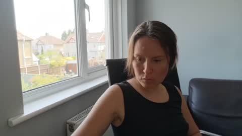 Nadia Ferreira  online show from 06/23/26, 12:03