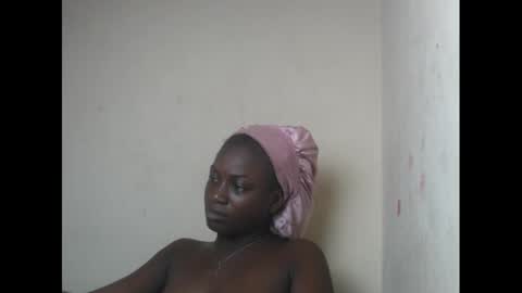 eatuupx online show from 01/10/25, 01:52