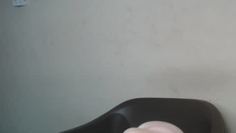 eatuupx online show from 01/18/25, 07:28