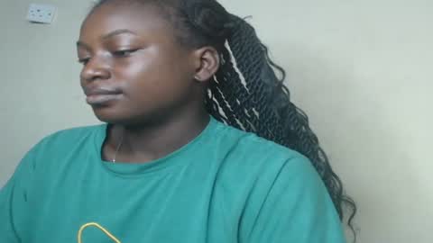 eatuupx online show from 01/19/25, 07:57