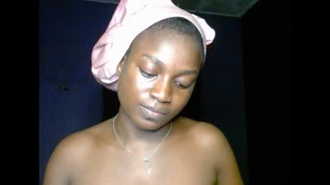 eatuupx online show from 02/19/25, 10:53