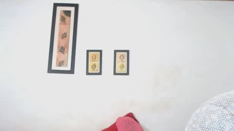 Laraand Drake online show from 12/14/24, 06:02