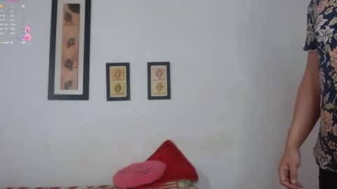 Laraand Drake online show from 12/28/24, 10:47