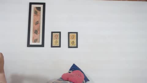 Laraand Drake online show from 03/02/25, 12:22