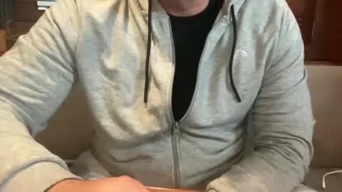 Snapshot of ebnk15 chatting on 10/20/25, 01:44 ebnk15 online show from 10/20/25, 01:44