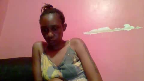 Snapshot of ebon_fantasy1 chatting on 04/15/26, 10:21 Ebon Fantasy1s online show from 04/15/26, 10:21