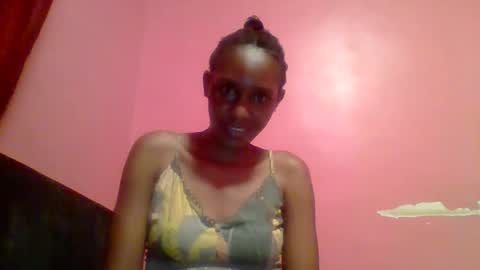 Snapshot of ebon_fantasy1 chatting on 04/20/26, 08:32 Ebon Fantasy1s online show from 04/20/26, 08:32