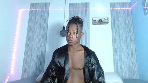 Snapshot of ebonny_stallion chatting on 11/10/25, 06:51 Chris Palaz online show from 11/10/25, 06:51