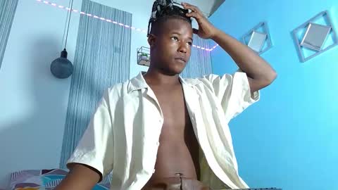 Snapshot of ebonny_stallion chatting on 11/14/25, 07:12 Chris Palaz online show from 11/14/25, 07:12