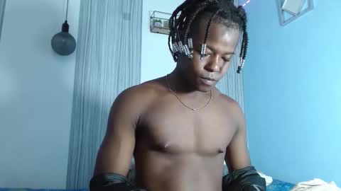 Snapshot of ebonny_stallion chatting on 11/18/25, 07:24 Chris Palaz online show from 11/18/25, 07:24