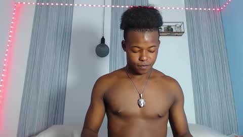 Snapshot of ebonny_stallion chatting on 12/04/25, 08:39 Chris Palaz online show from 12/04/25, 08:39