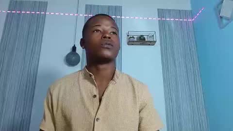 Snapshot of ebonny_stallion chatting on 12/15/25, 06:45 Chris Palaz online show from 12/15/25, 06:45