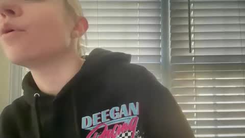 americnbarbie online show from 11/05/25, 12:49