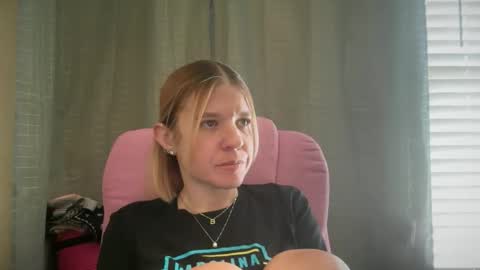 americnbarbie online show from 06/06/26, 04:44