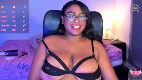 Snapshot of ebony__queen2 chatting on 04/21/26, 02:51 ebony__queen2 online show from 04/21/26, 02:51