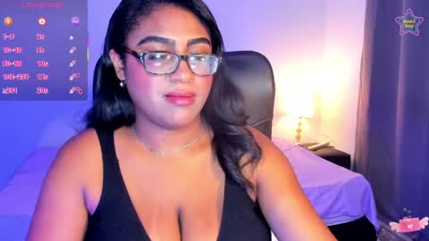 Snapshot of ebony__queen2 chatting on 05/14/26, 09:10 ebony__queen2 online show from 05/14/26, 09:10